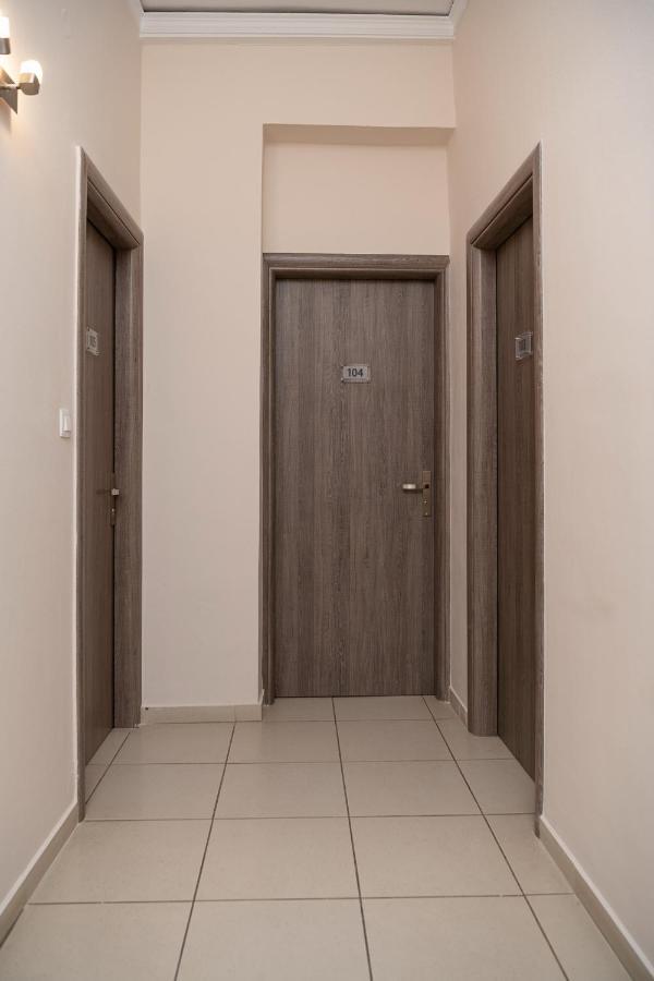Olympic Hotel Míresz Kültér fotó