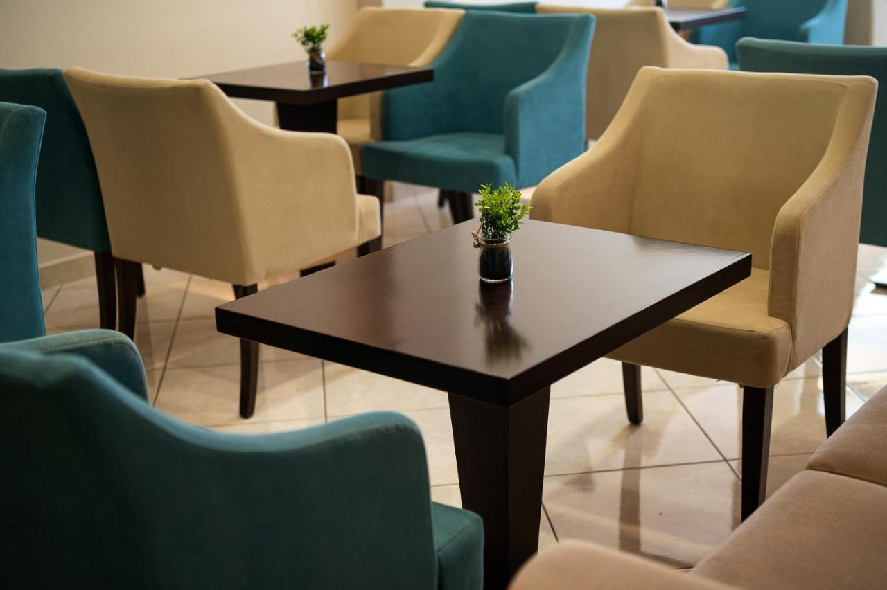Olympic Hotel Míresz Kültér fotó